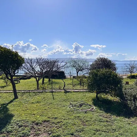Petite Le Clan Holiday home *